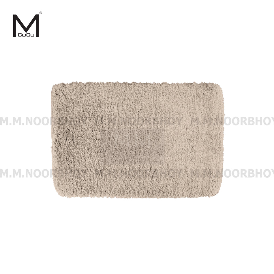 Soft beige bath mat for modern bathroom floors