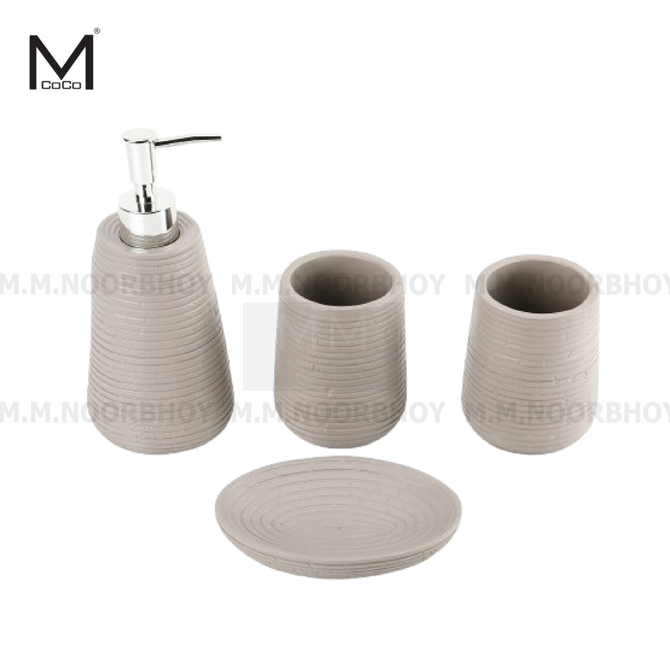 Bathroom accessory set
